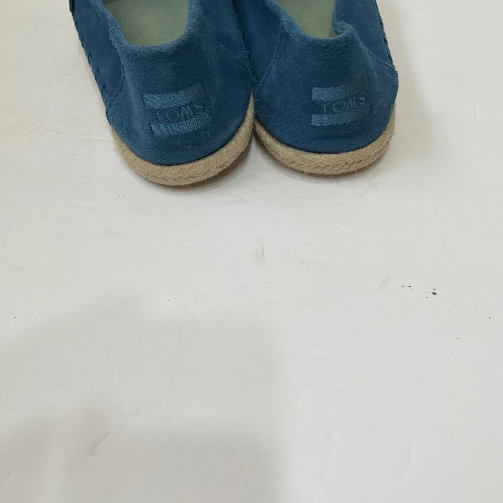 TOMS SLIP ON ESPADRILLES IN‎ BLUE SUEDE